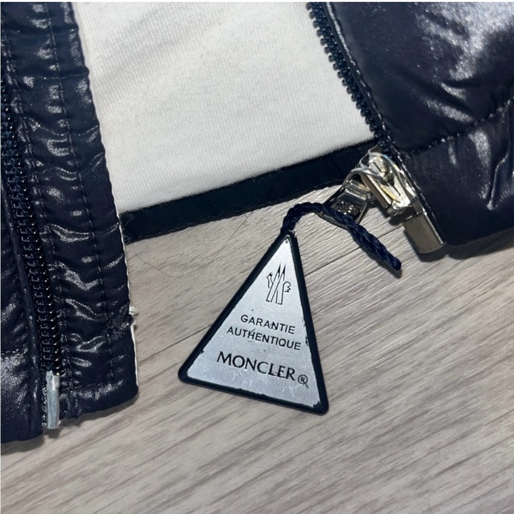 Baby Moncler coat - Picture 3 of 7